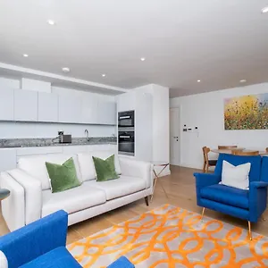 Pass The Keys Quiet 1 Bed With Parking Apartment